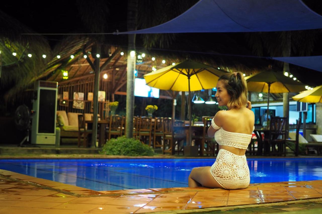 Baanpong Lodge San Kamphaeng Екстер'єр фото