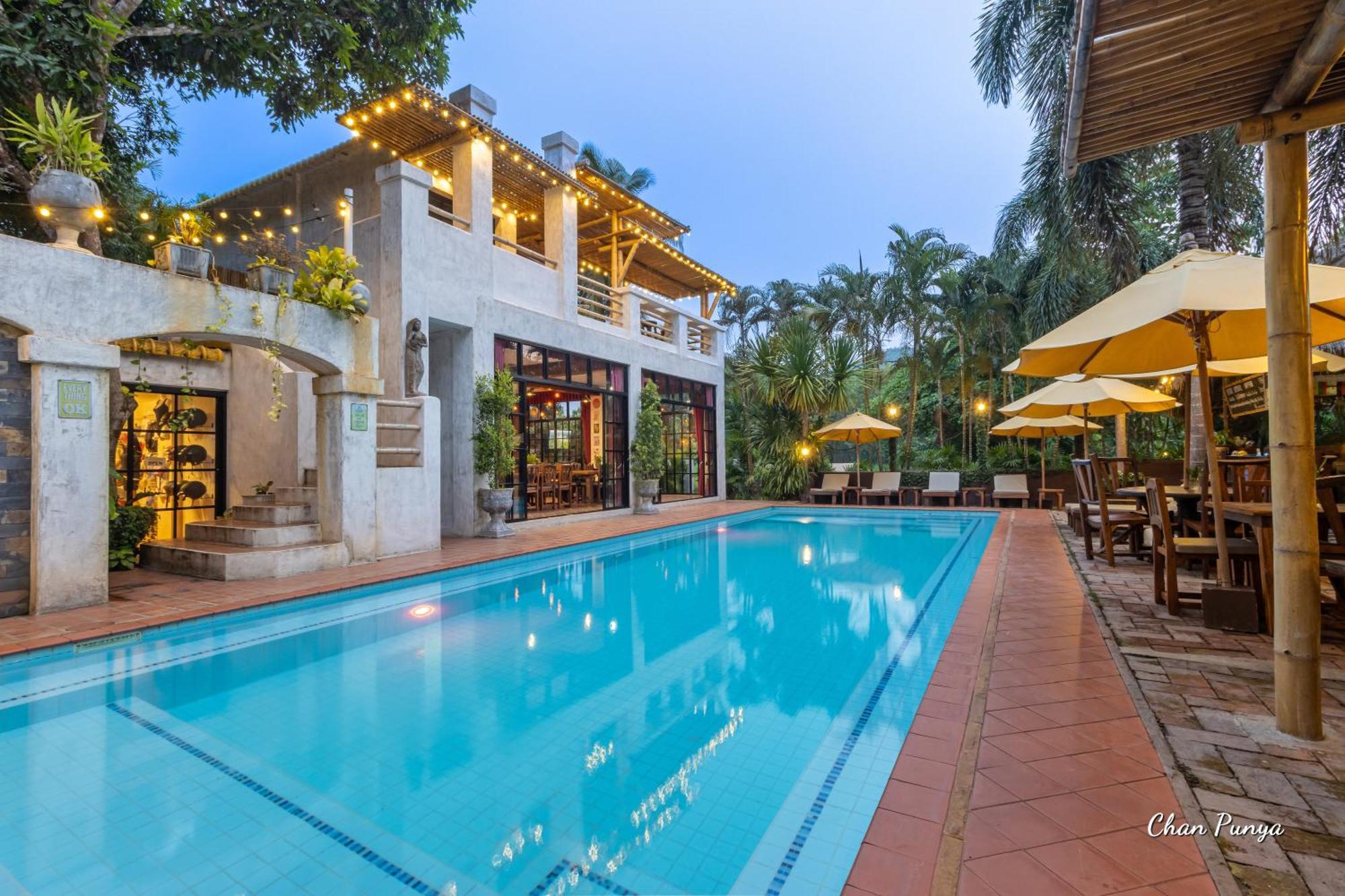 Baanpong Lodge San Kamphaeng Екстер'єр фото