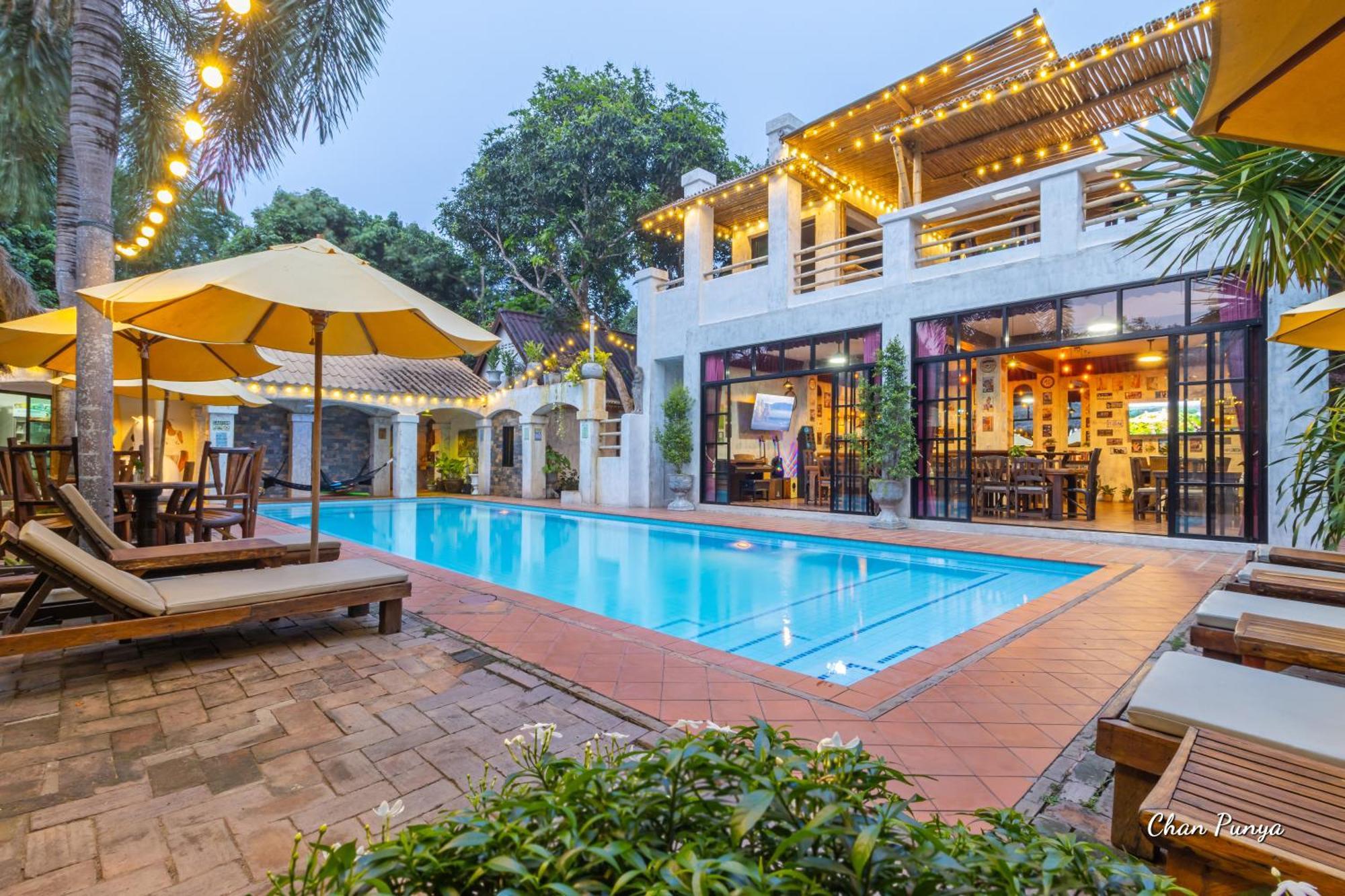 Baanpong Lodge San Kamphaeng Екстер'єр фото